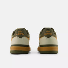 Load image into Gallery viewer, New Balance Jamie Foy 306 Cup
