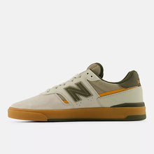 Load image into Gallery viewer, New Balance Jamie Foy 306 Cup
